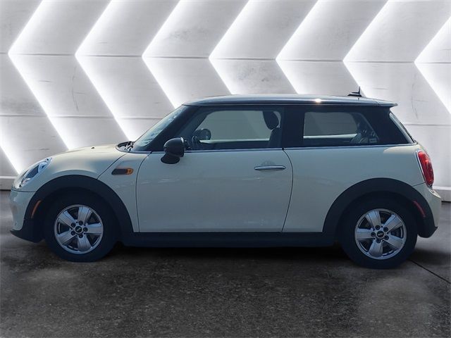 2015 MINI Cooper Hardtop Base