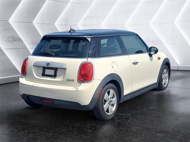 2015 MINI Cooper Hardtop Base