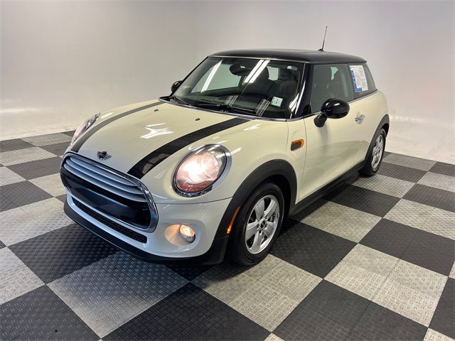 2015 MINI Cooper Hardtop Base