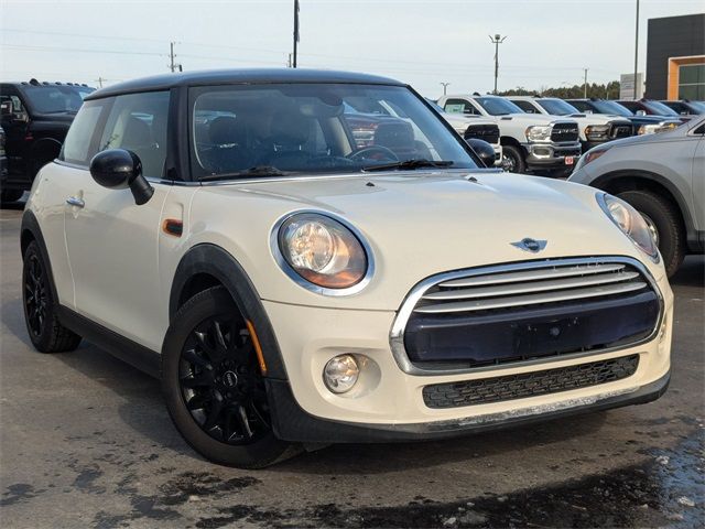 2015 MINI Cooper Hardtop Base