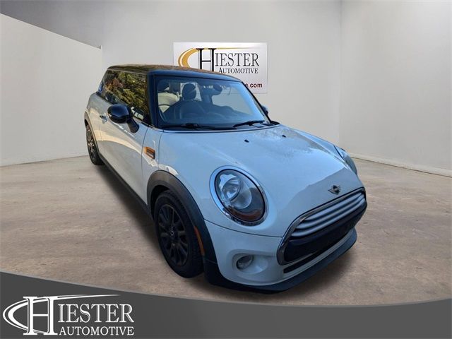 2015 MINI Cooper Hardtop Base