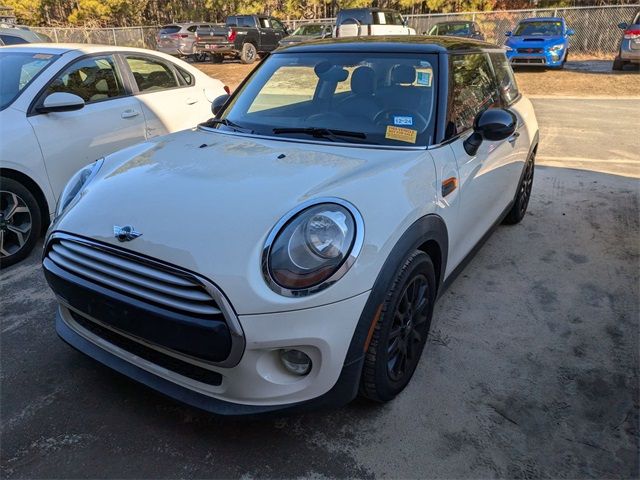 2015 MINI Cooper Hardtop Base