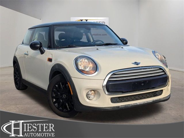 2015 MINI Cooper Hardtop Base