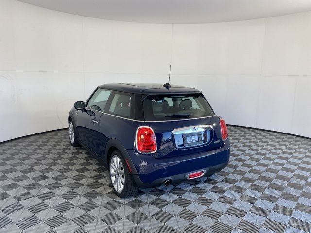 2015 MINI Cooper Hardtop Base