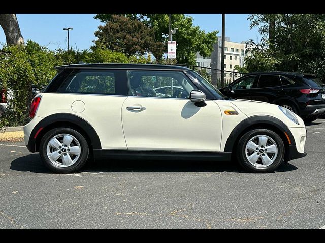 2015 MINI Cooper Hardtop Base