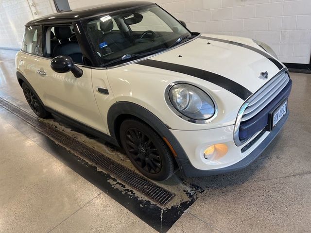 2015 MINI Cooper Hardtop Base