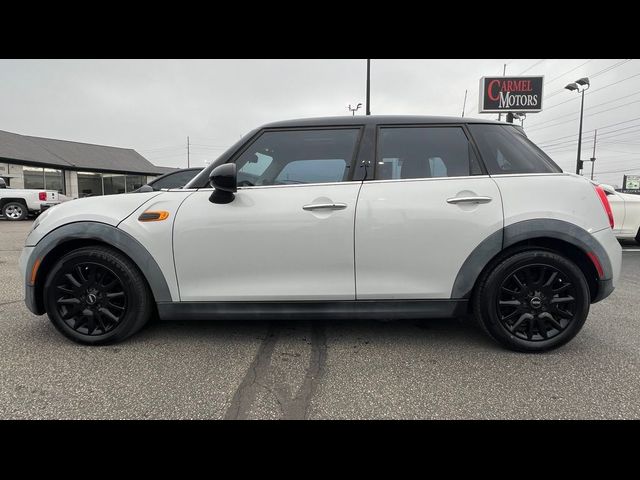 2015 MINI Cooper Hardtop Base