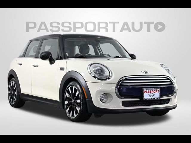 2015 MINI Cooper Hardtop Base