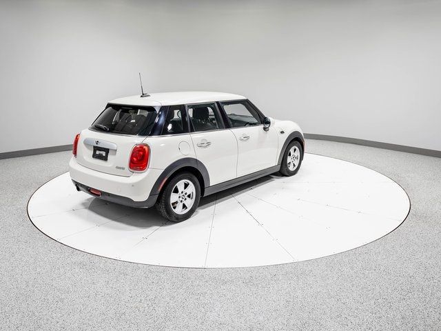 2015 MINI Cooper Hardtop Base