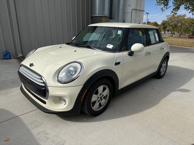 2015 MINI Cooper Hardtop Base