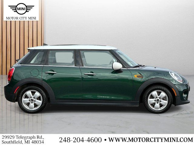 2015 MINI Cooper Hardtop Base