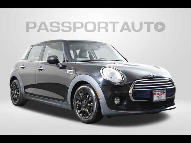 2015 MINI Cooper Hardtop Base