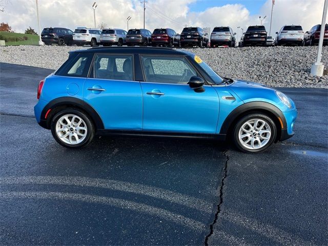 2015 MINI Cooper Hardtop Base