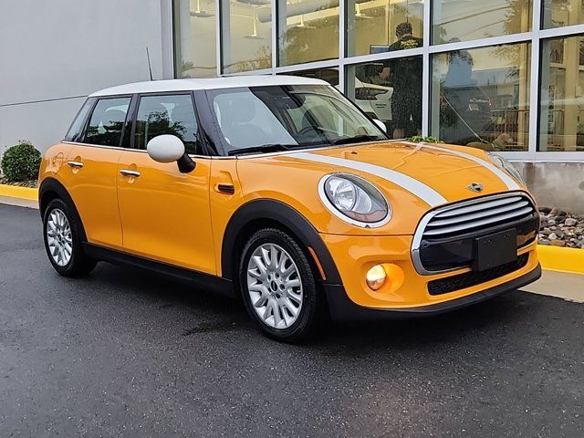 2015 MINI Cooper Hardtop Base