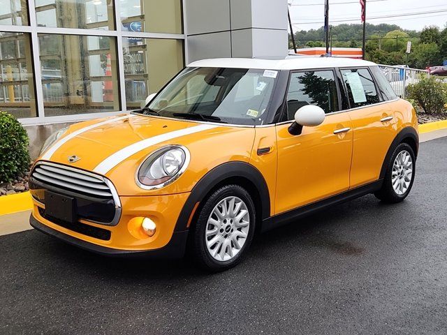 2015 MINI Cooper Hardtop Base