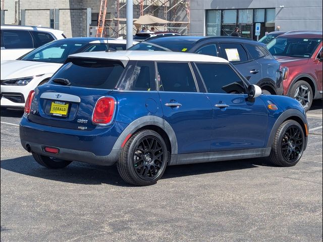 2015 MINI Cooper Hardtop Base