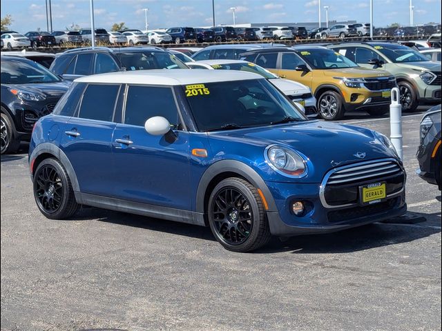 2015 MINI Cooper Hardtop Base