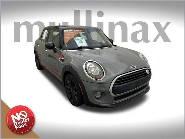 2015 MINI Cooper Hardtop Base