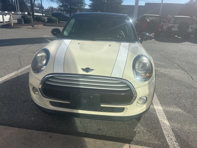 2015 MINI Cooper Hardtop Base