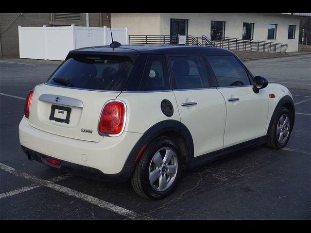 2015 MINI Cooper Hardtop Base