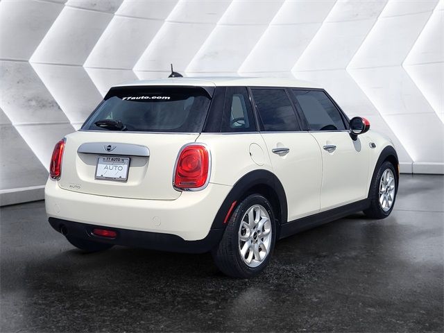 2015 MINI Cooper Hardtop Base