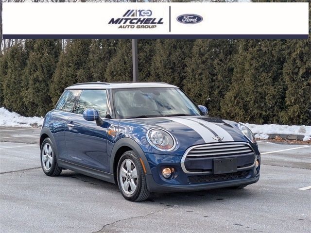 2015 MINI Cooper Hardtop Base