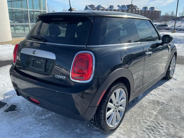 2015 MINI Cooper Hardtop Base