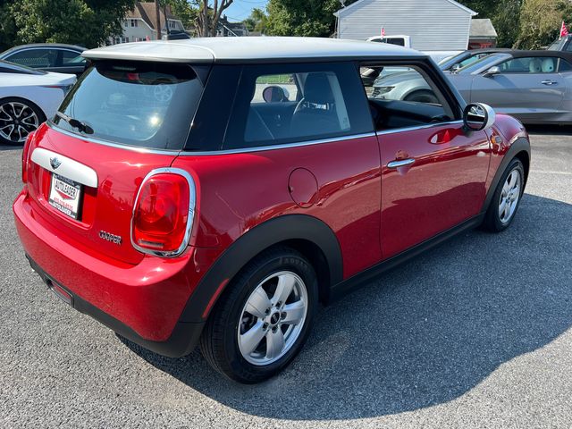 2015 MINI Cooper Hardtop Base