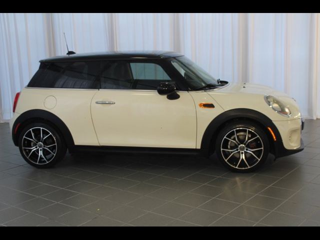 2015 MINI Cooper Hardtop Base