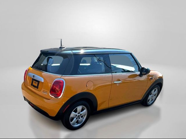 2015 MINI Cooper Hardtop Base