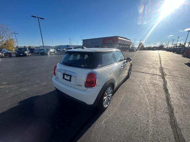 2015 MINI Cooper Hardtop Base