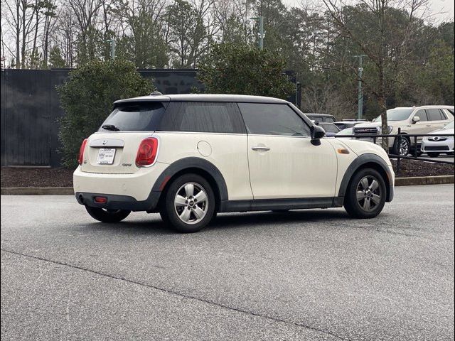 2015 MINI Cooper Hardtop Base