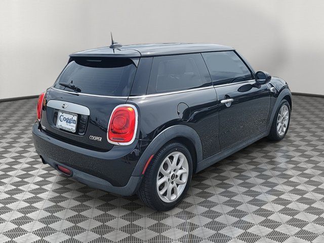 2015 MINI Cooper Hardtop Base