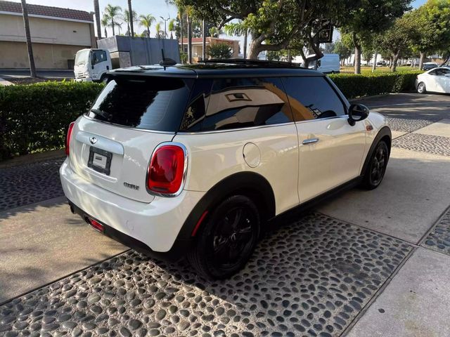 2015 MINI Cooper Hardtop Base