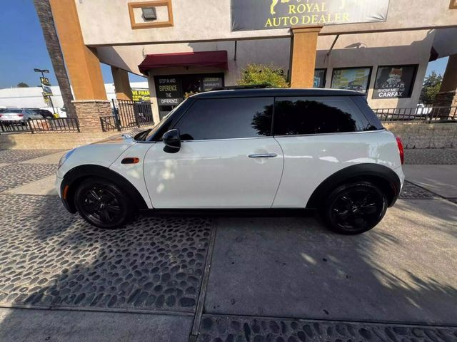 2015 MINI Cooper Hardtop Base