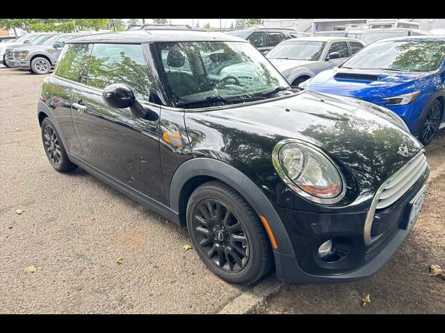 2015 MINI Cooper Hardtop Base