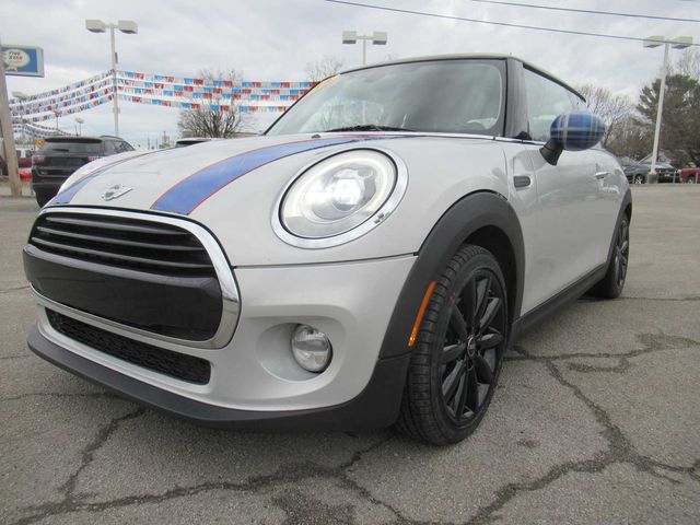 2015 MINI Cooper Hardtop Base