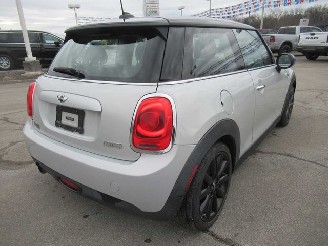 2015 MINI Cooper Hardtop Base