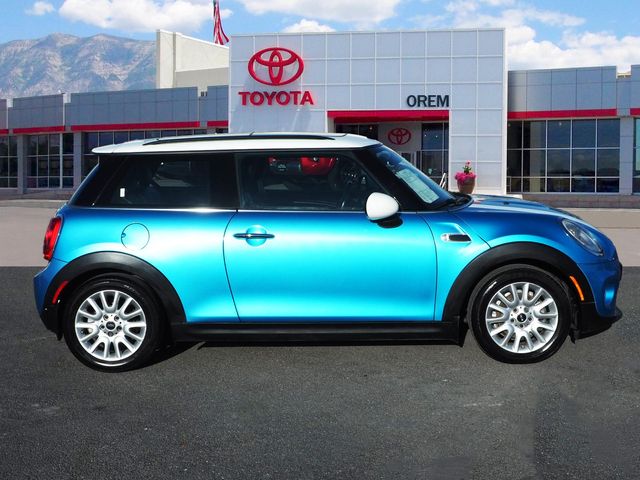 2015 MINI Cooper Hardtop Base