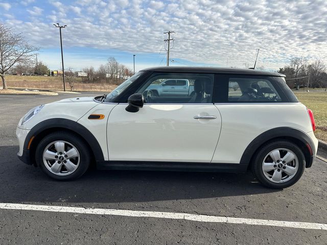 2015 MINI Cooper Hardtop Base