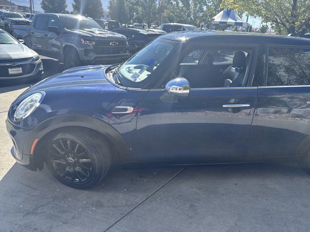 2015 MINI Cooper Hardtop Base