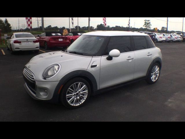 2015 MINI Cooper Hardtop Base