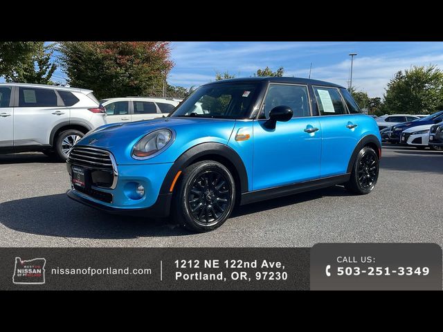 2015 MINI Cooper Hardtop Base