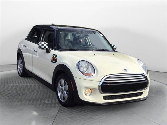 2015 MINI Cooper Hardtop Base