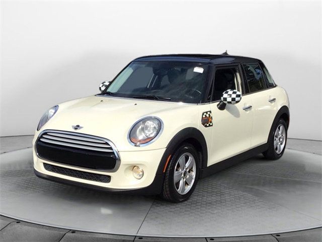 2015 MINI Cooper Hardtop Base