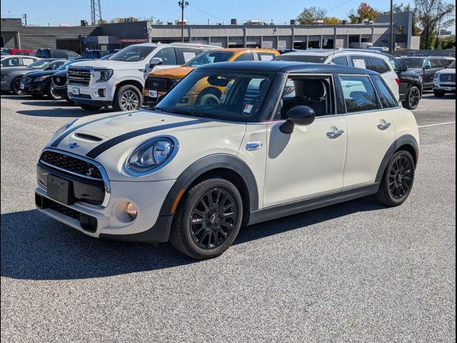 2015 MINI Cooper Hardtop S