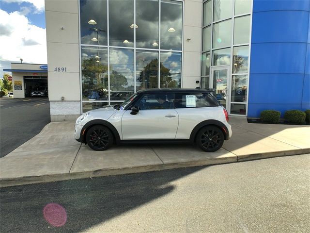 2015 MINI Cooper Hardtop S