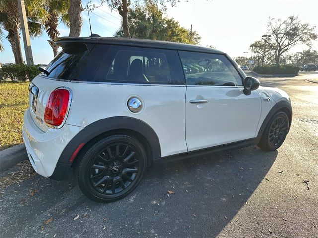 2015 MINI Cooper Hardtop S