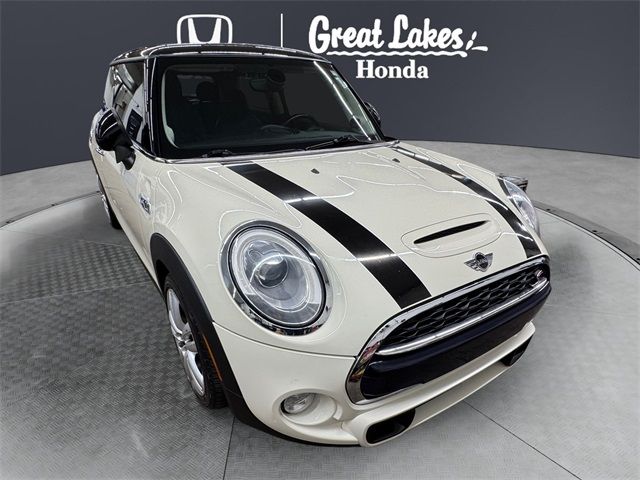 2015 MINI Cooper Hardtop S