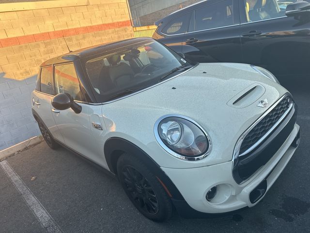 2015 MINI Cooper Hardtop S